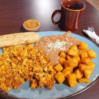 Huevos con Chorizo
